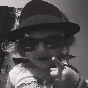 Meet your Posher, Debra